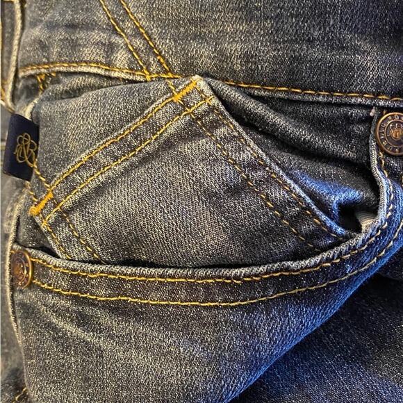 Rock & Republic Size 8 Stretch Boot Leg Medium Blue Denim Jeans Great Condition - Picture 6 of 10
